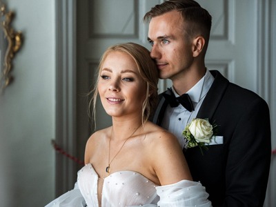 Klassinen hääpotretti – elegantti morsian ja sulhanen